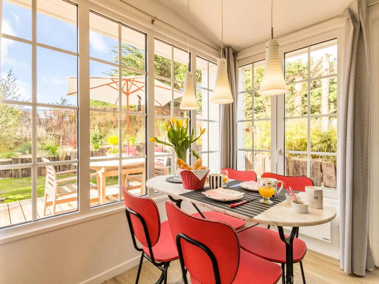 House 2 People in Barneville-Carteret, Côte de la Déroute