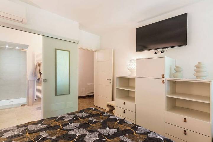 Merveilleuse maison de vacances privée avec Wifi, bain à remous, climatisation, Tv et balcon in Viterbo, Province de Viterbo