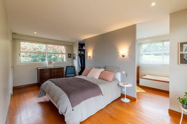 Location de vacances pour 8 personnes, avec jardin ainsi que piscine et terrasse à Villeneuve-sur-Lot - 4