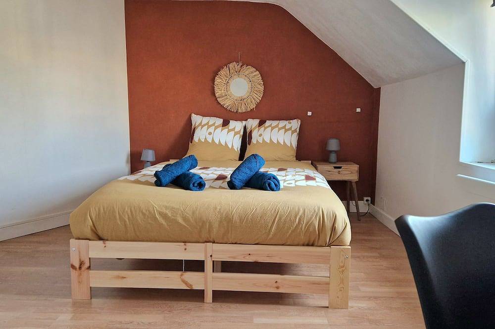 House near Nausicaa and Remparts Free parking Netflix in Boulogne-sur-Mer, Boulogne-sur-Mer region