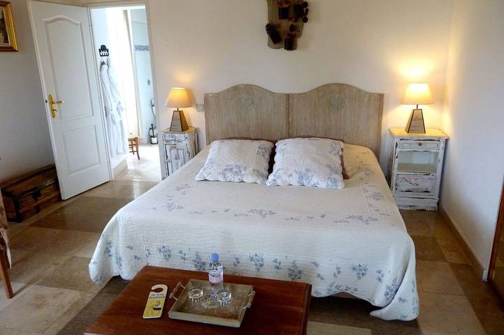 Location de vacances pour 10 personnes, avec jardin et piscine à Les Avenières - 4