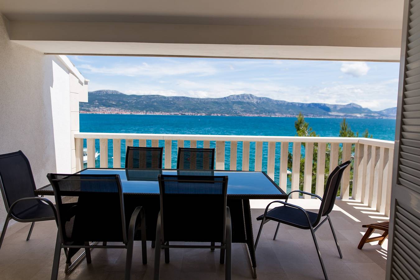 Ganze Wohnung, 2-Zimmer-Ferienwohnung am Strand Arbanija, Ciovo A-14825-c in Ciovo