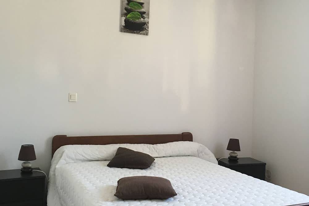 Apartamento entero, Ático grande con impresionantes vistas del golfo de Valinco. in Belvédère-Campomoro, Distrito de Sartène