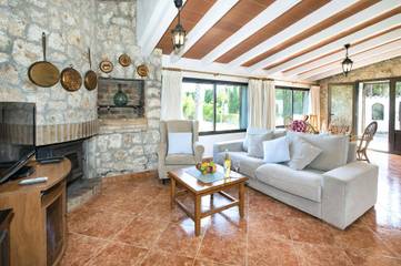 Villa in Pollença, Serra de Tramuntana für 4 
