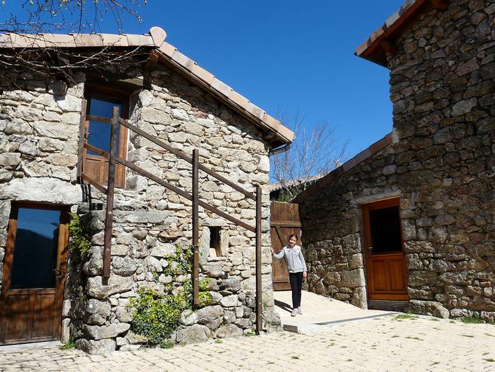 Gîte pour 24 personnes, avec terrasse - 1