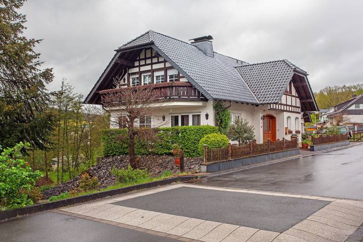 Ferienwohnung für 4 Personen, mit Garten in Balve - 2