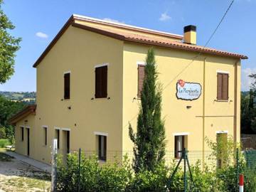 Casa Vacanza per 13 Persone in Montefalcone Appennino, Provincia di Fermo, Foto 2