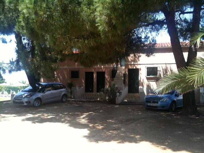 Location de vacances pour 4 personnes, avec jardin ainsi que piscine et terrasse dans Plage du Péro - 2