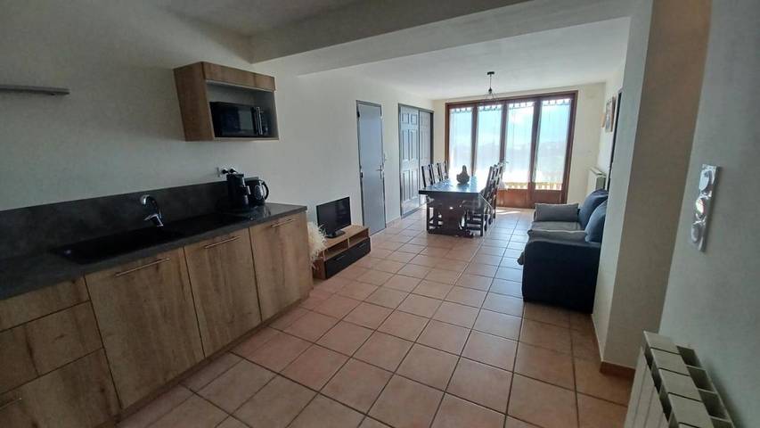 Gîte pour 2 personnes, avec Terrasse ainsi que Jardin et Vue à La Motte-en-Champsaur