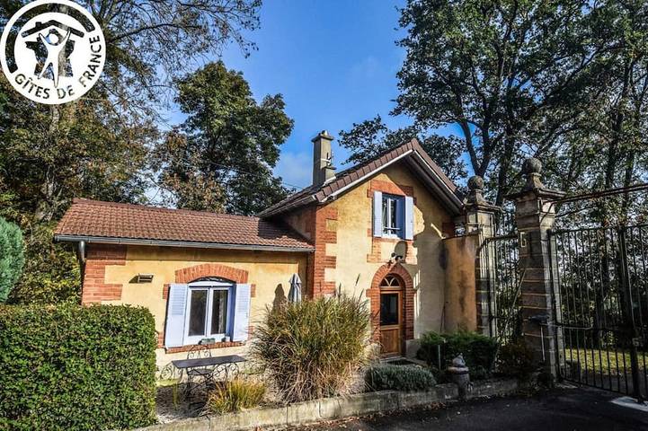 Gîte pour 2 personnes, avec Terrasse et Jardin