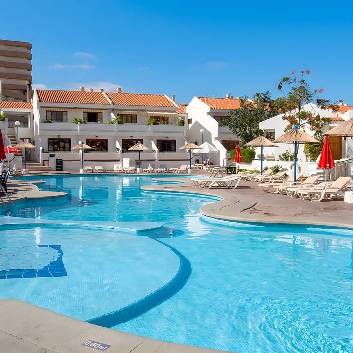Studio voor 3 personen, with Balkon and Tuin as well as Kinderzwembad in Costa Adeje