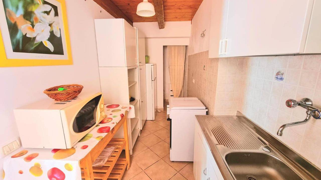 Appartamento intero, Trilo Torre in centro storico a Numana in Numana, Riviera del Conero