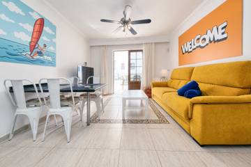 Holiday Home for 4 People in Mojones, Tías, Photo 2