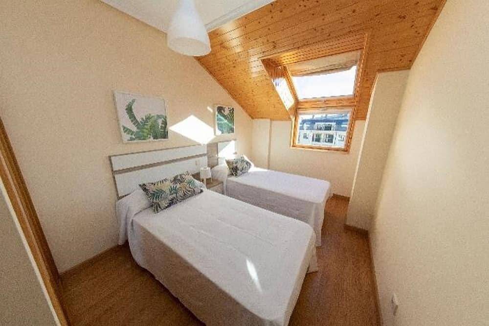 Entire apartment, Oceano 5 2 Bedrooms Garden in Barreiros, Galician Coast