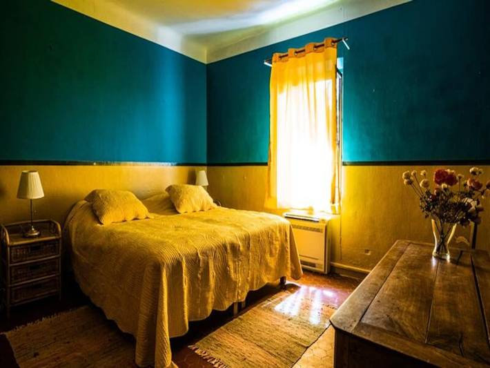 Gîte pour 5 personnes, avec jardin, adapté aux familles à La Tour-d'Aigues - 2