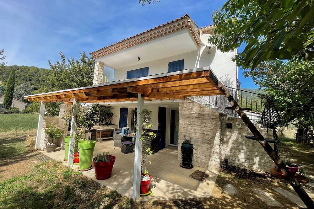 Maison Blanche in Signes, Côte méditerranéenne (France)