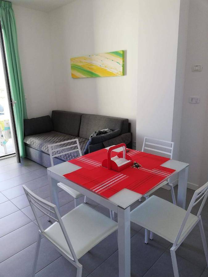 Appartamento per 4 persone, con Balcone e Terrazza nonché Panorama a Martinsicuro