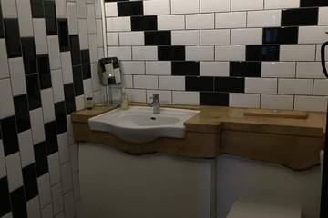 Bungalow for 2 People in Priddy, Somerset, Photo 4