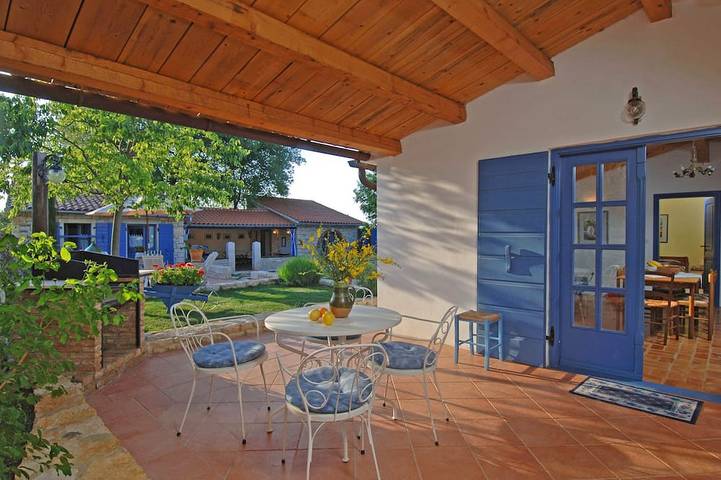 Ferienhaus für 6 Personen, mit Terrasse und Garten