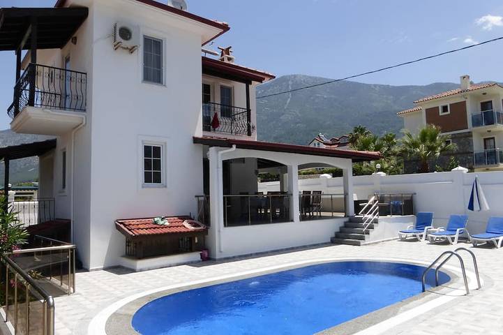 Villa for 8 people, with balcony in Hisaronu