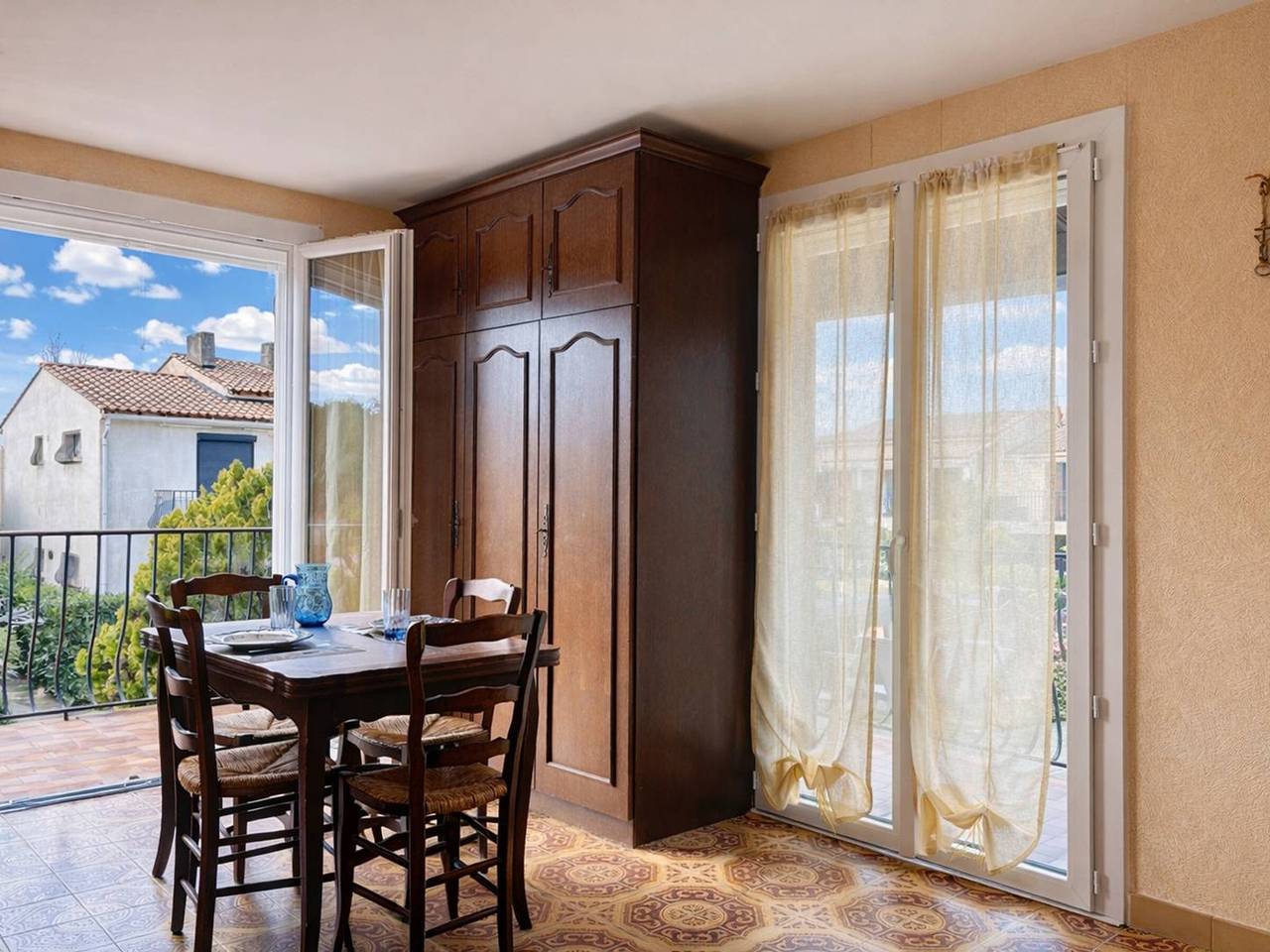 Appartement entier, Studio à louer, à 2 pas de la plage avec parking - La Londe-les-Maures in La Londe-les-Maures, Parc national de Port-Cros