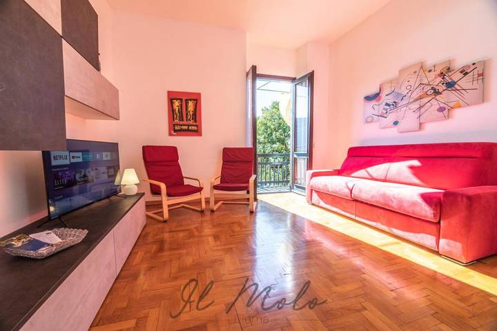 Appartement de vacances pour 5 personnes, avec vue sur le lac ainsi que balcon et vue