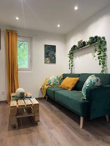 Maison de campagne pour 4 personnes, avec vue sur le lac ainsi que jardin et vue, animaux acceptés à Arthon