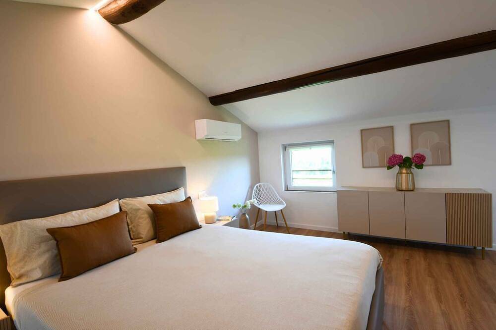 Holiday home with garden and air conditioning in Valeggio sul Mincio, Verona Province