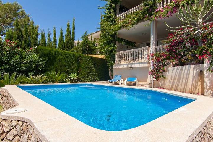 Chalet para 8 personas, con terraza y jardín - 1