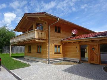 Ferienhaus für 12 Personen, mit Balkon in Jungholz