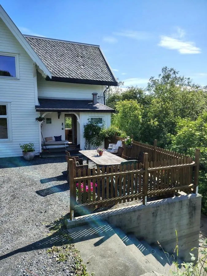 Ferienhaus für 6 Personen, mit Garten und Ausblick - 1