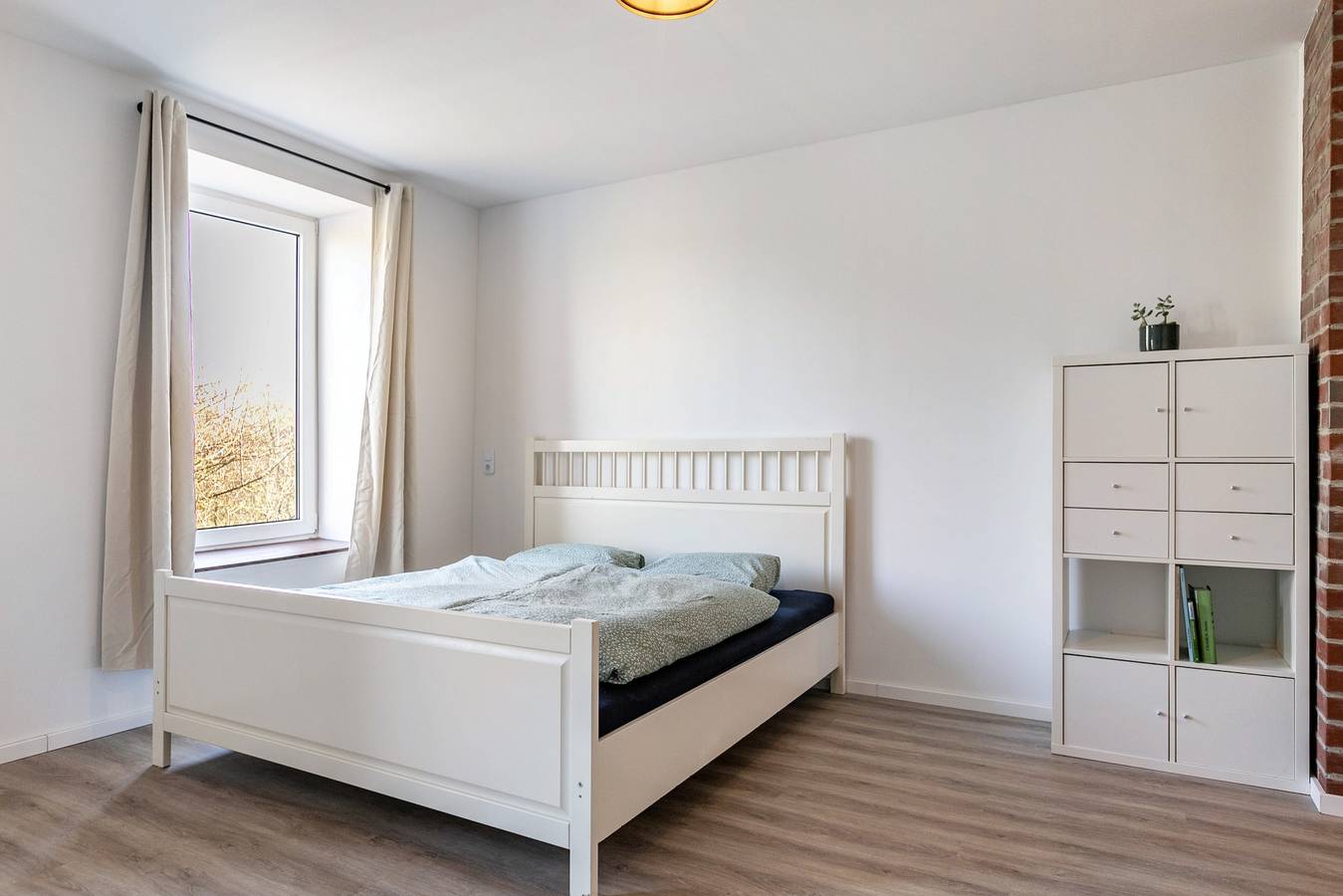 Ganzes Studio, Ferienwohnung 'Hühnerhort' mit Gemeinschaftsterrasse, Garten und Wi-Fi in Sankt Annen, Halbinsel Eiderstedt