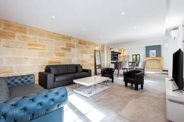 Location De Vacances pour 8 Personnes dans Les Salles-de-Castillon, Région de Libourne, Photo 4