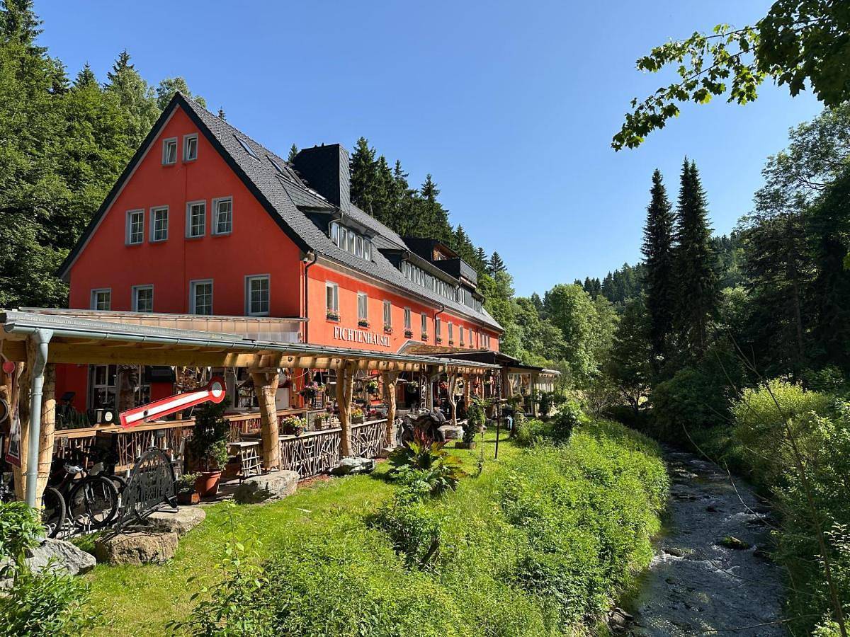 Erlebnishotel & Restaurant Fichtenhäusel am Pöhlagrund in Bärenstein, Erzgebirge