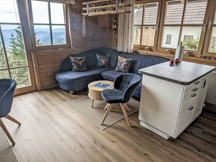 Ferienhaus für 6 Personen, mit Balkon und Garten
