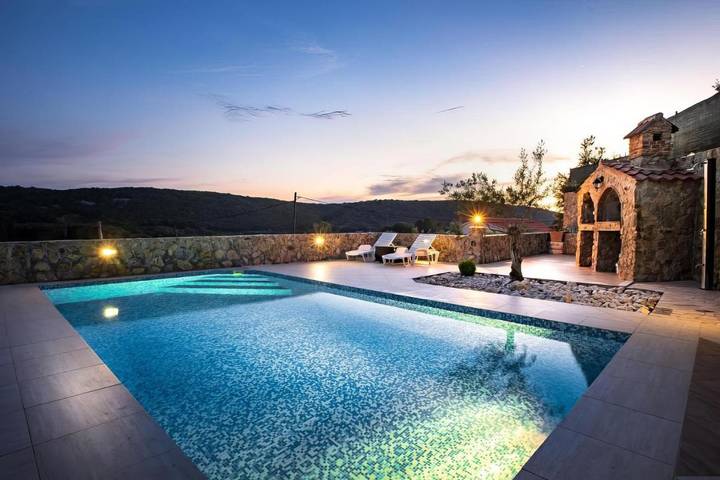Ferienwohnung für 7 Personen, mit Pool und Garten sowie Ausblick, mit Haustier - 1