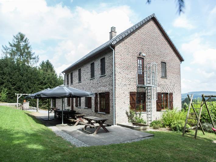 Location de vacances pour 13 personnes, avec sauna et terrasse, animaux acceptés dans Heyd