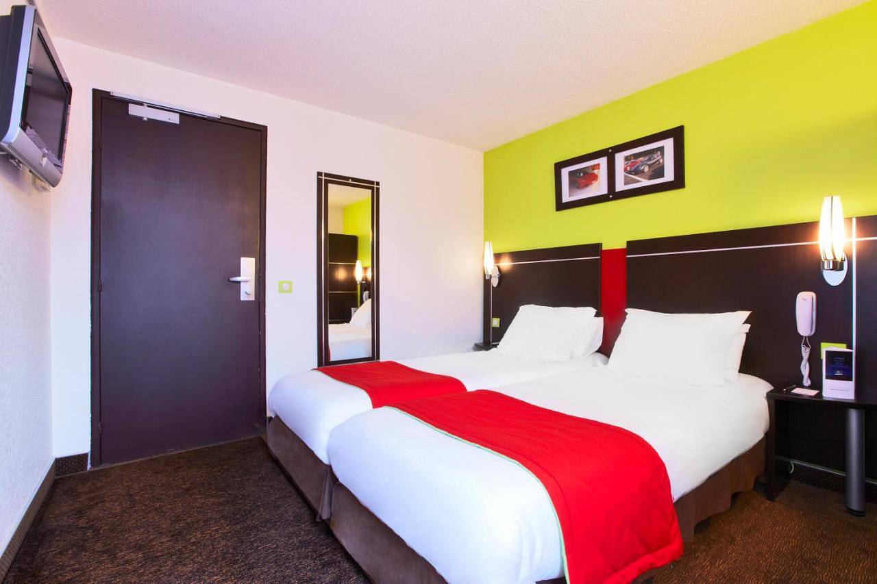 Enzo Hotels Reims Tinqueux in Tinqueux, Marne