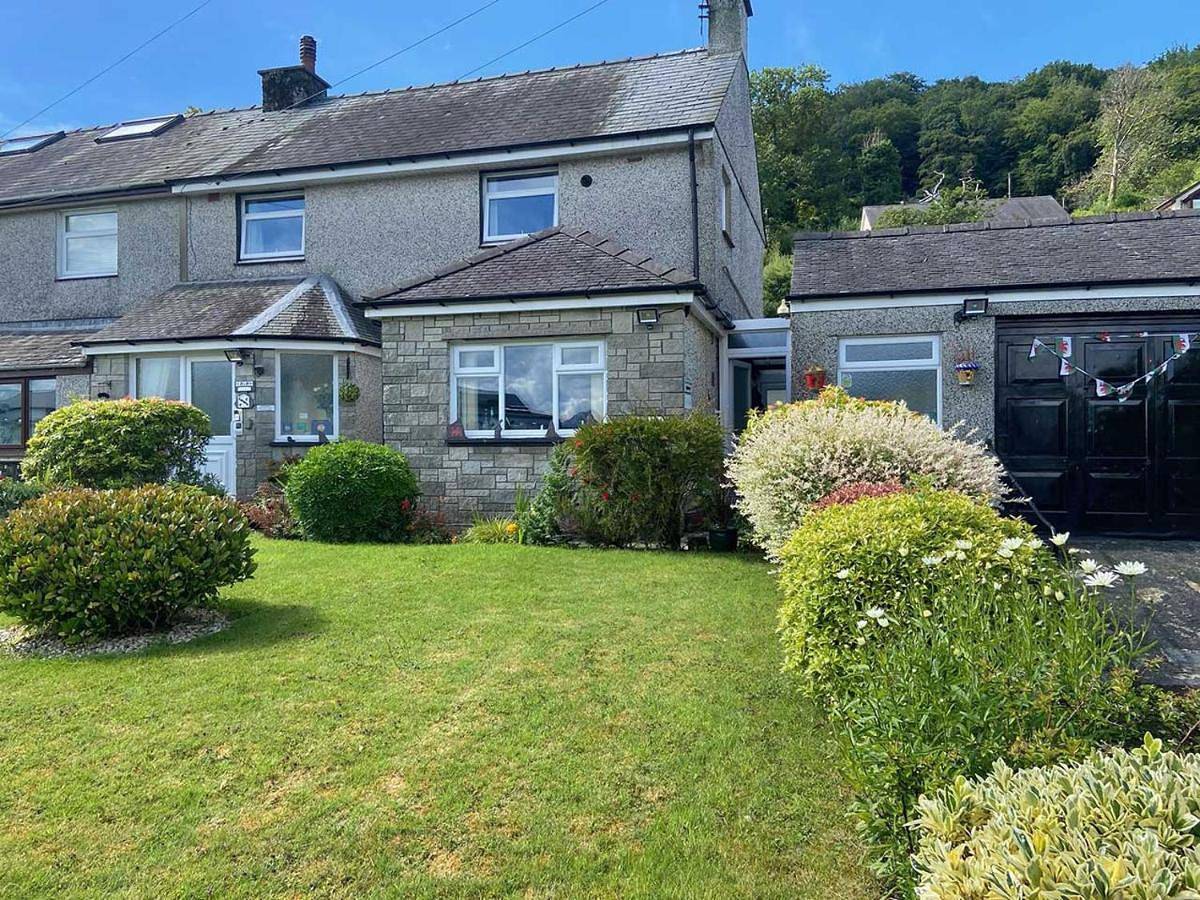 Standard Twin Room in Porthmadog, Snowdonia