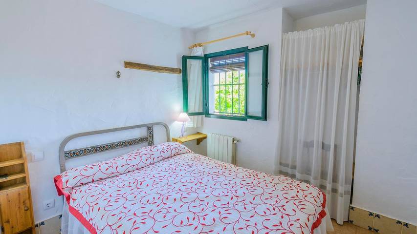 Chalet para 8 personas, con Balcón/Terraza y Piscina en Sierra de Grazalema - 3