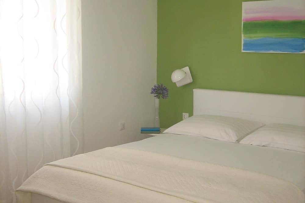 Apartamento entero, Apartamento para dos personas con terraza y vista al mar Podgora, Makarska (A-6664-a) in Podgora, Rivera de Makarska