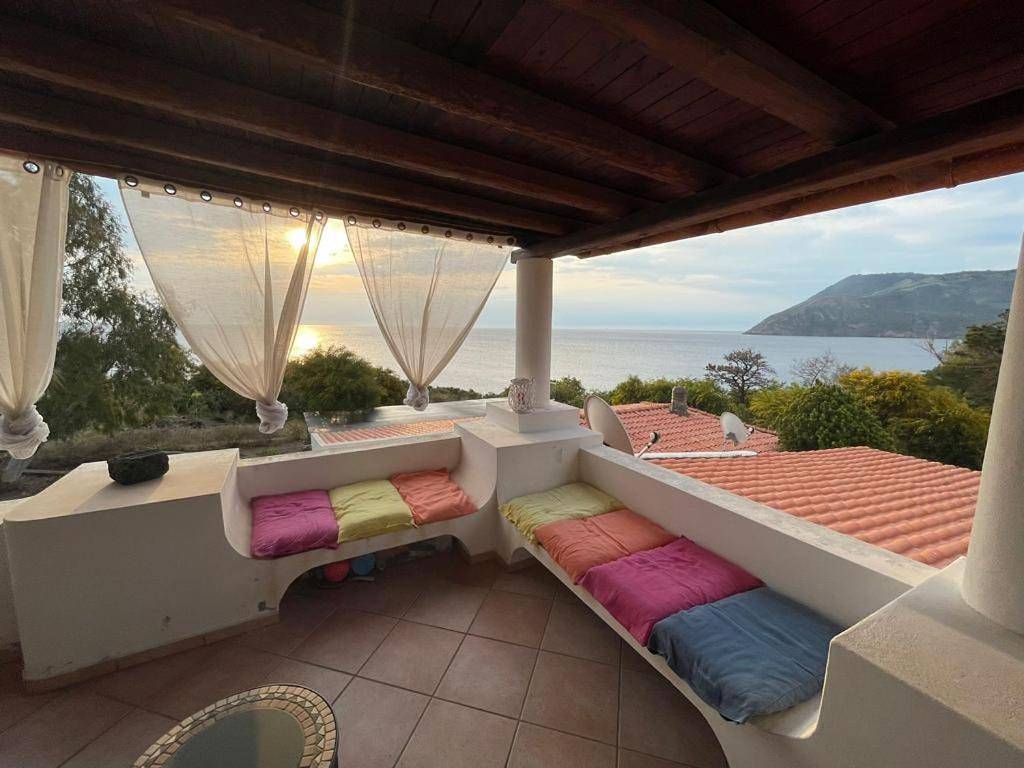 Casa Comarca in Vulcano