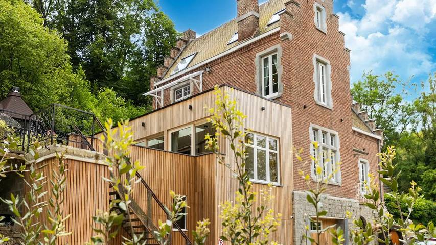 Ferienhaus für 16 Personen, mit Whirlpool und Garten sowie Pool