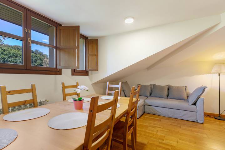 Entire apartment, Apartment 'La Marquesa Llanes' in Central, Quiet Residential Complex in Llanes, Costa Verde (Spain)