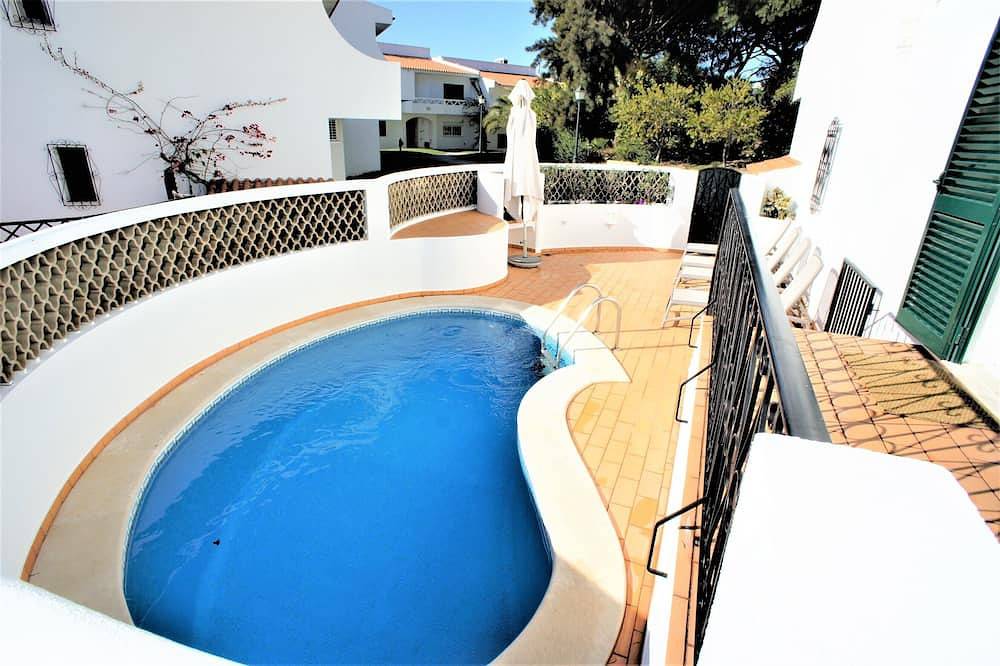 Apartment for 5 People in Vale do Lobo, Praia do Ancão