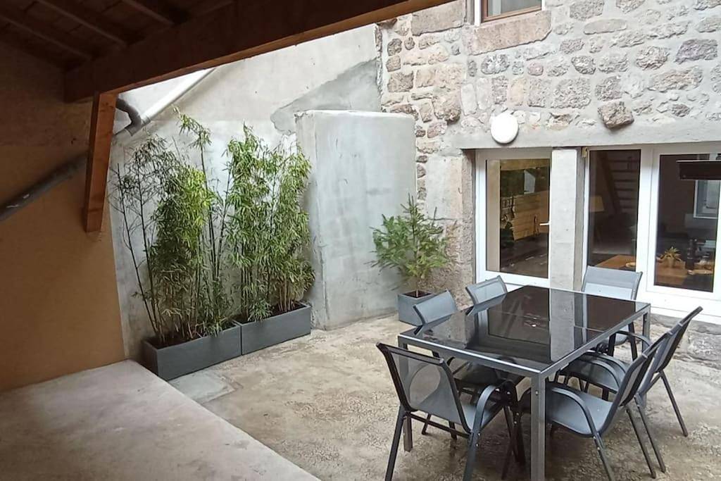 Appartement entier, Gîte les Rayols in Saint-Agrève, Parc naturel régional des Monts d'Ardèche