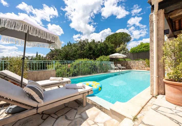Location de vacances pour 6 personnes, avec terrasse et jardin à Flayosc - 3