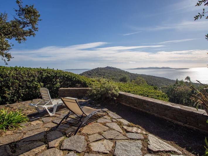 Ferienhaus für 5 Personen, mit Terrasse und Garten in Bormes-les-Mimosas - 3