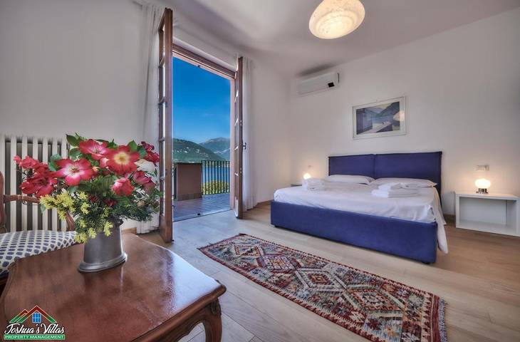 Villa per 8 persone, con Terrazza e Giardino nonché Panorama e Vista lago a Lierna