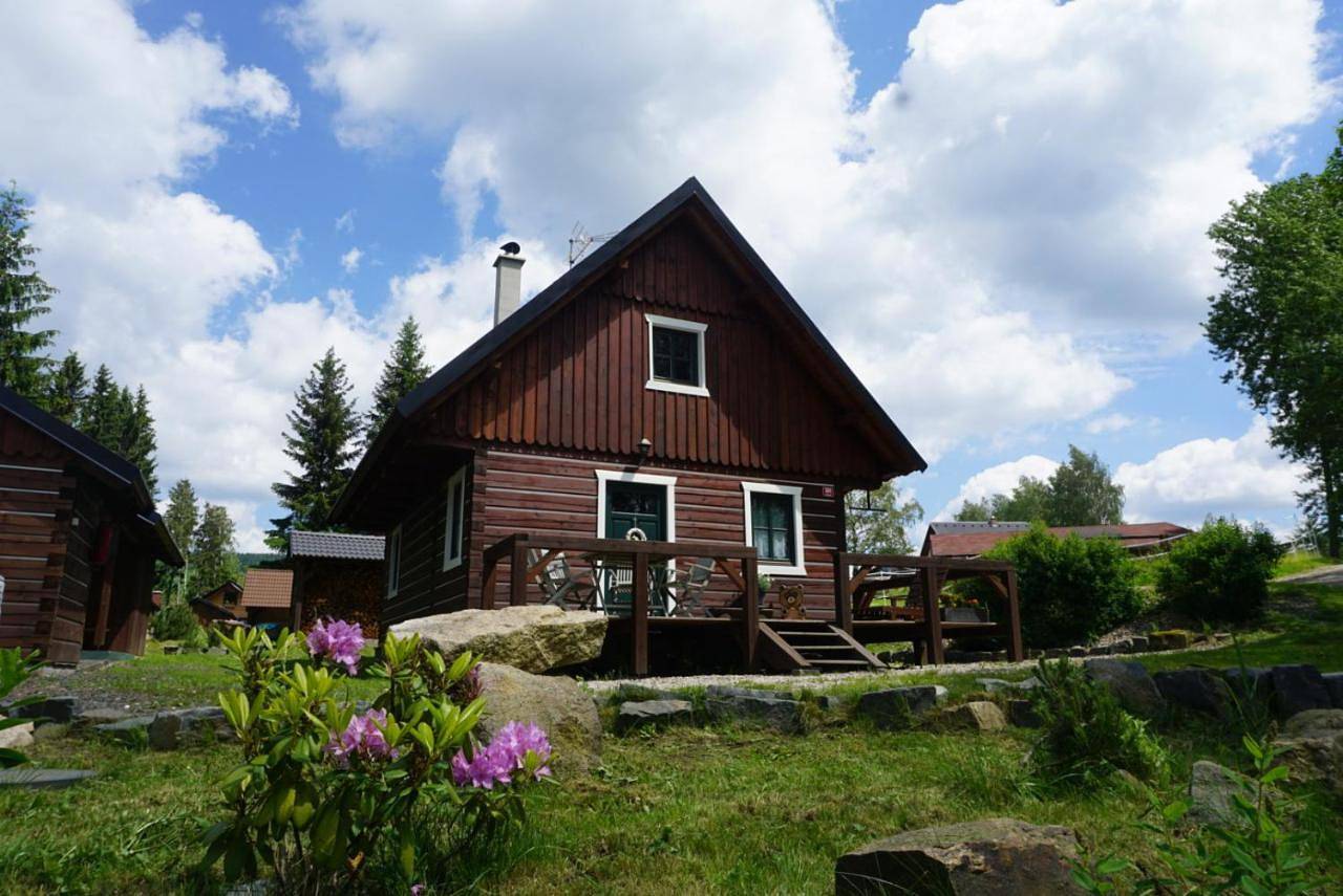 Roubenka Janka in Bublava, Karlsbad Regio